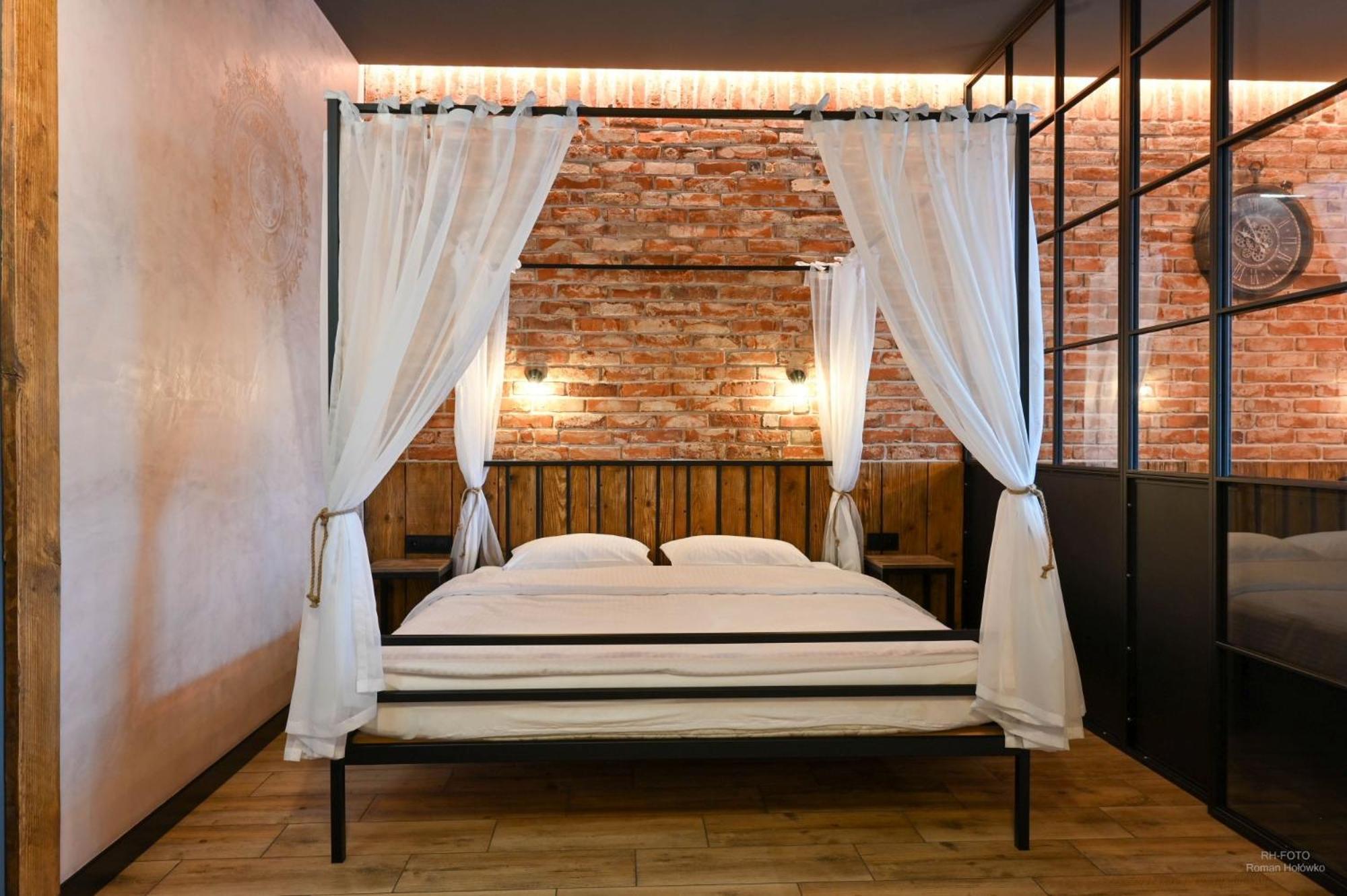 Aparthotel Mamma Mia - Oswiecim Bagian luar foto