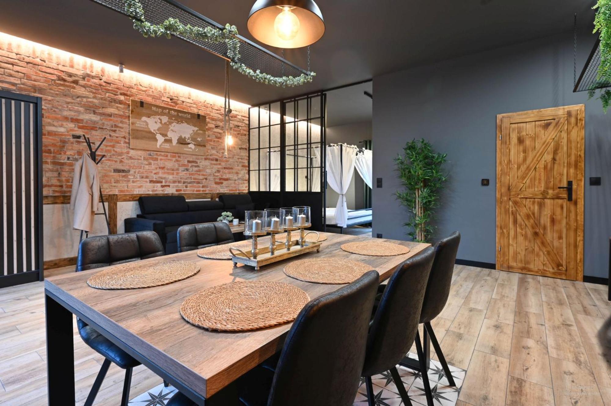 Aparthotel Mamma Mia - Oswiecim Bagian luar foto