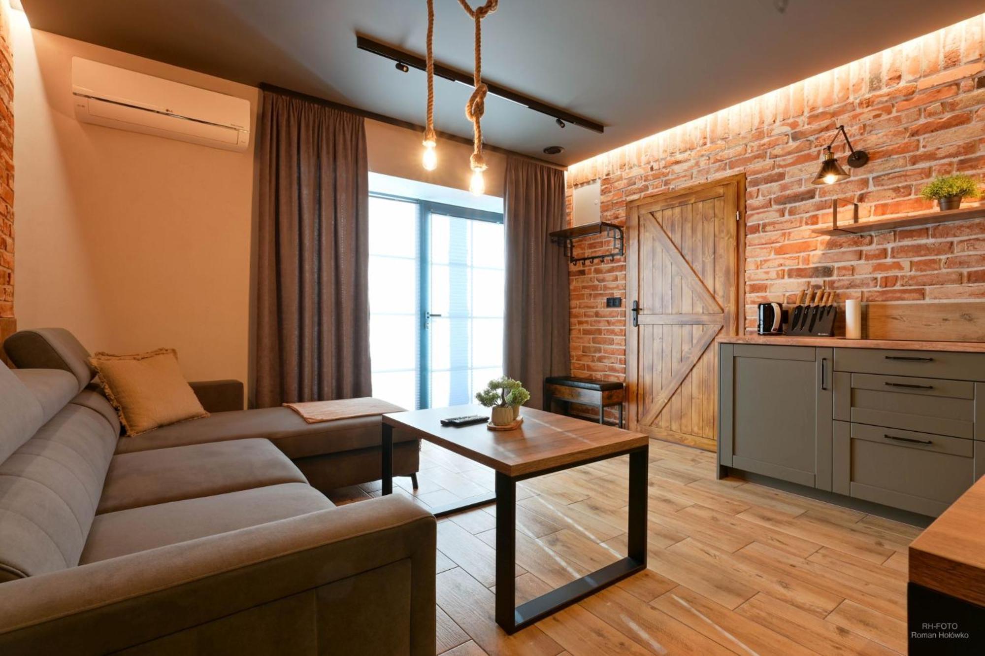 Aparthotel Mamma Mia - Oswiecim Bagian luar foto
